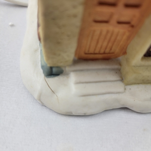 Dickens Collectables fabric shop Porcelain lighted house & 4 kids decorating tre - Picture 9 of 9